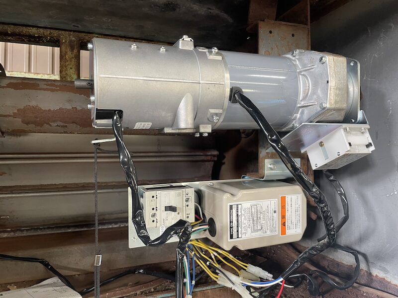 モーターや減速機まわりの点検イメージ（写真）