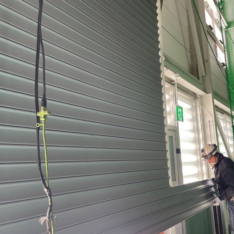 シャッター部品